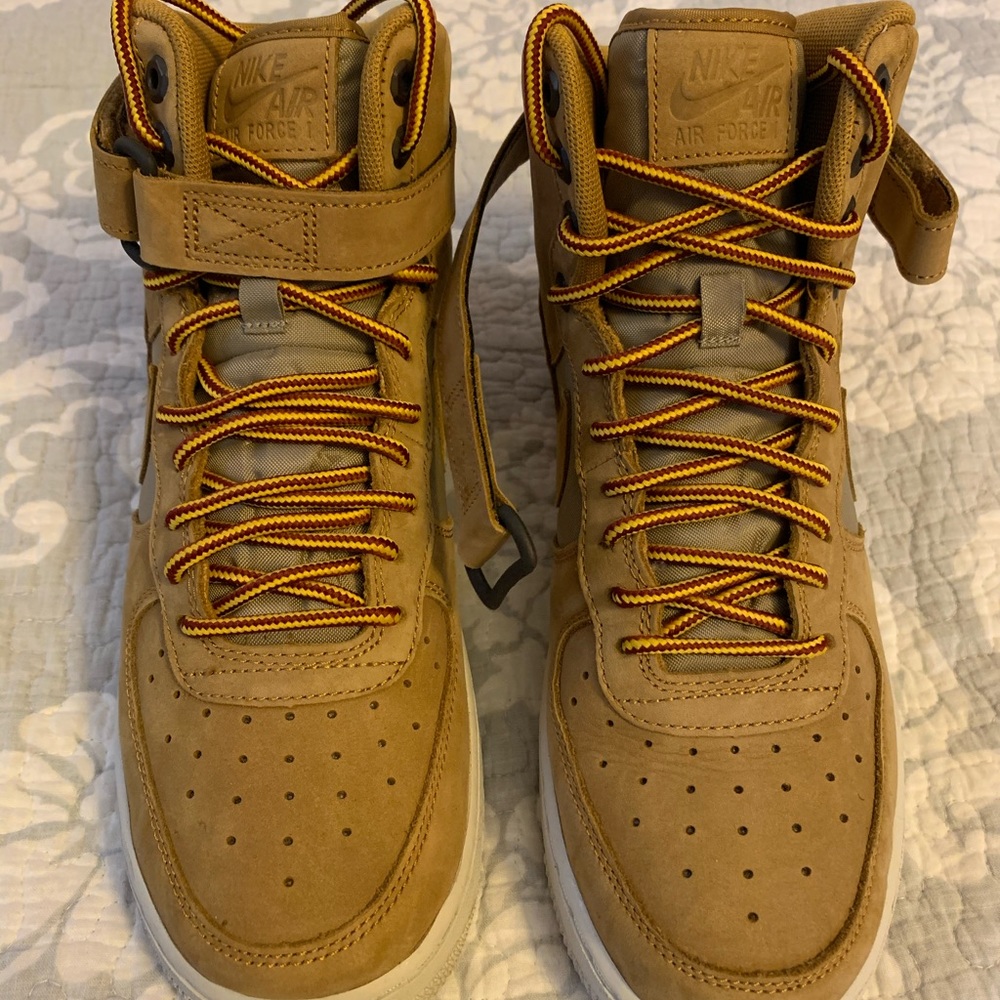 AIR FORCE 1 HIGH PRM